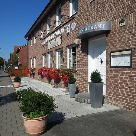 Hotel Zur Dicken Eiche Munster (North Rhine-Westphalia) Ngoại thất bức ảnh
